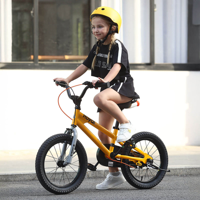 How to Teach a Kid to Ride a Bike - OutdoorToys