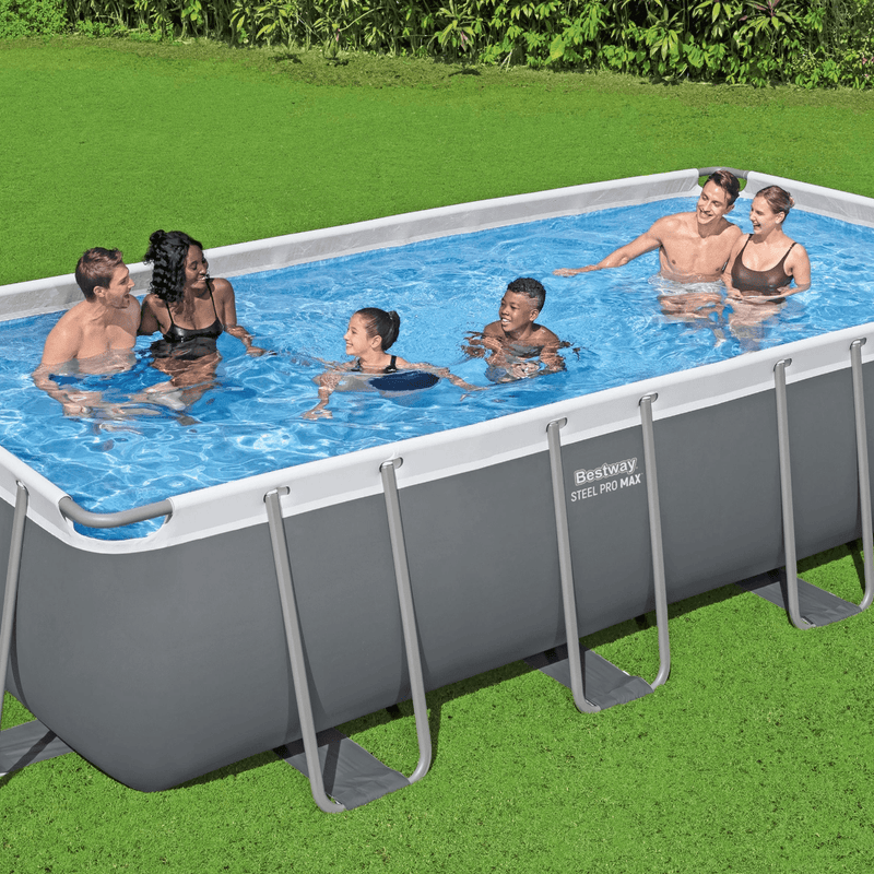 The Best Swimming Pool Size for Your Garden | outdoortoys