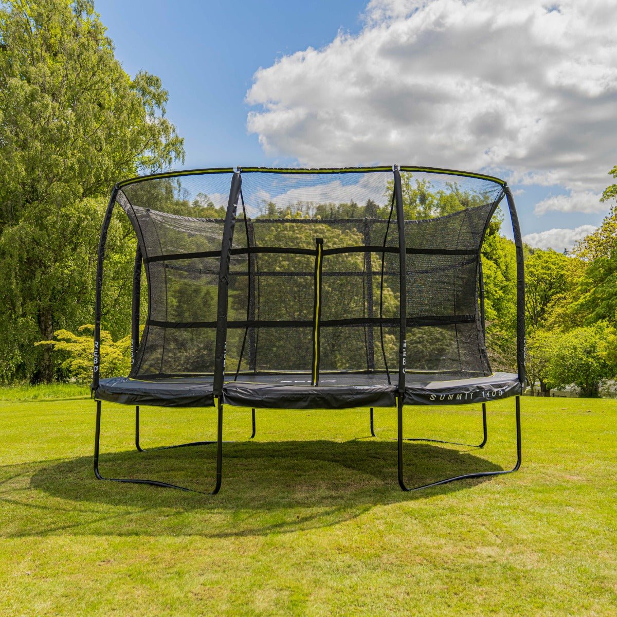 Rebo Summit Oval Trampoline and Safety Enclosure - Summit 1400